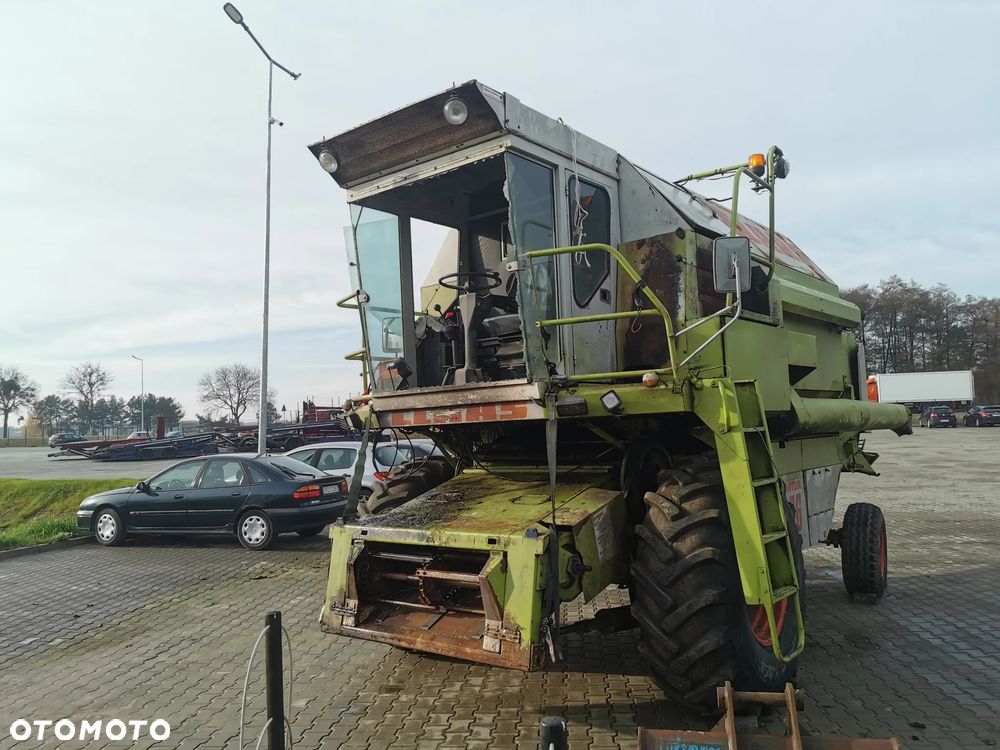 Claas Dominator 96 - 6