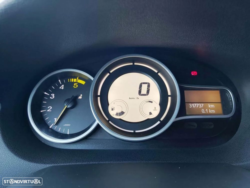 Renault mégane 1.5 dci iii hatchback - 36