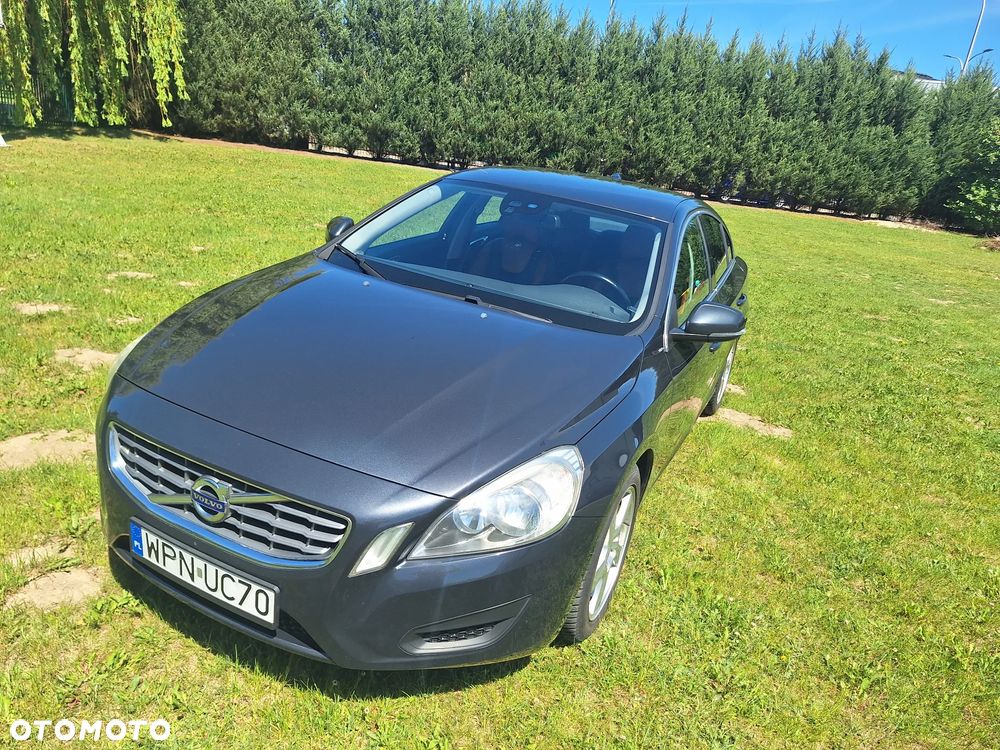 Volvo S60 - 1