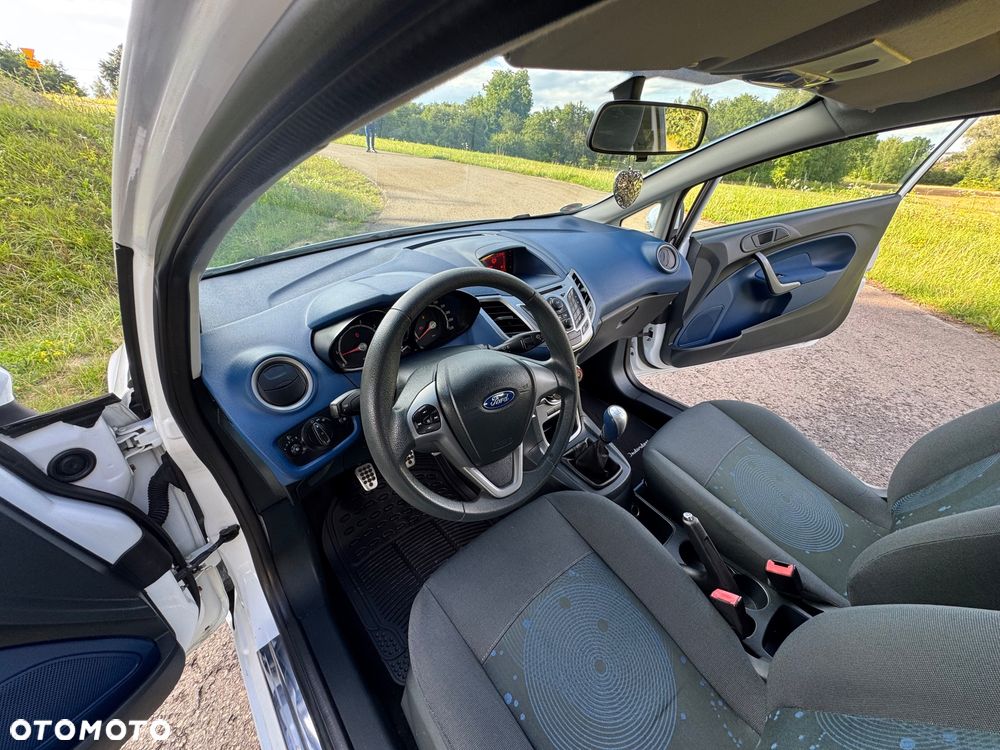 Ford Fiesta - 7