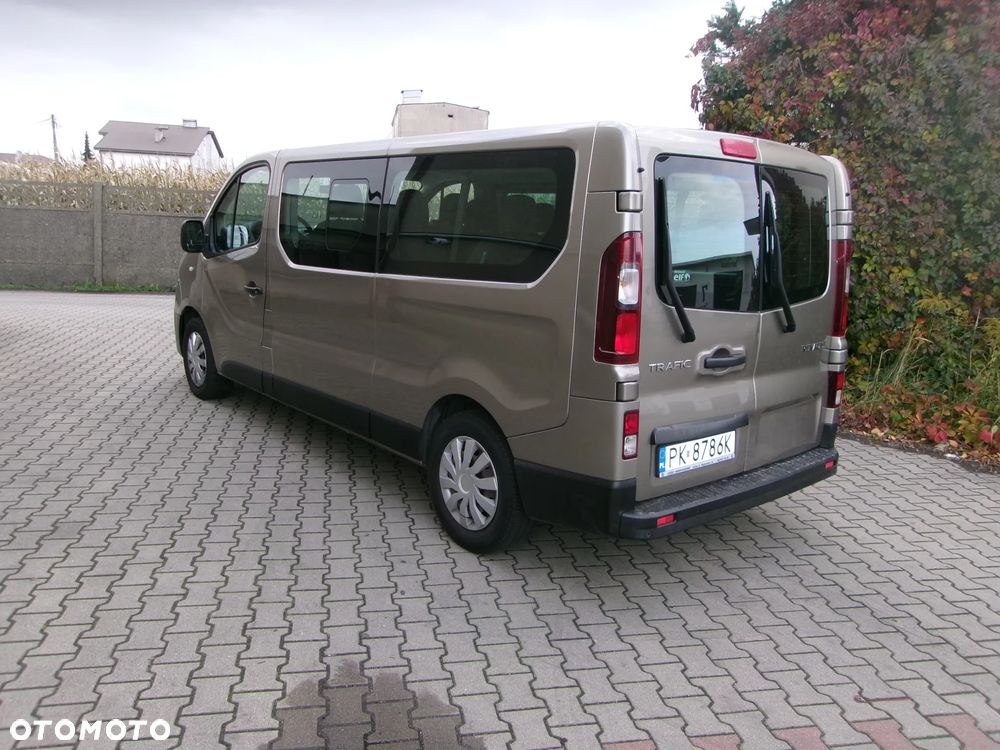 Renault Trafic ENERGY dCi 125 Grand Spaceclass - 9