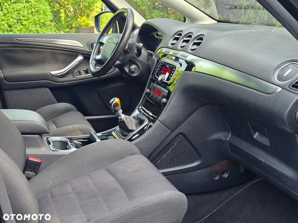 Ford S-Max 2.0 TDCi DPF Titanium - 19