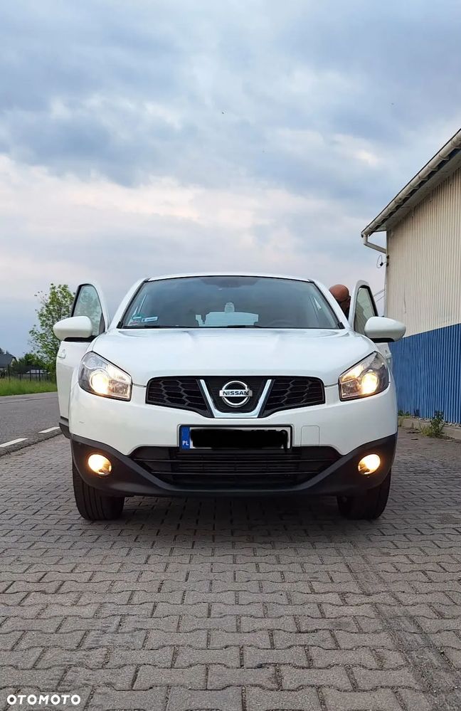 Nissan Qashqai - 2