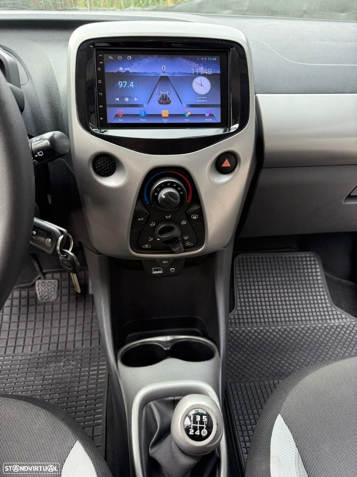 Toyota Aygo 1.0 X-Play+AC+X-Touch - 15