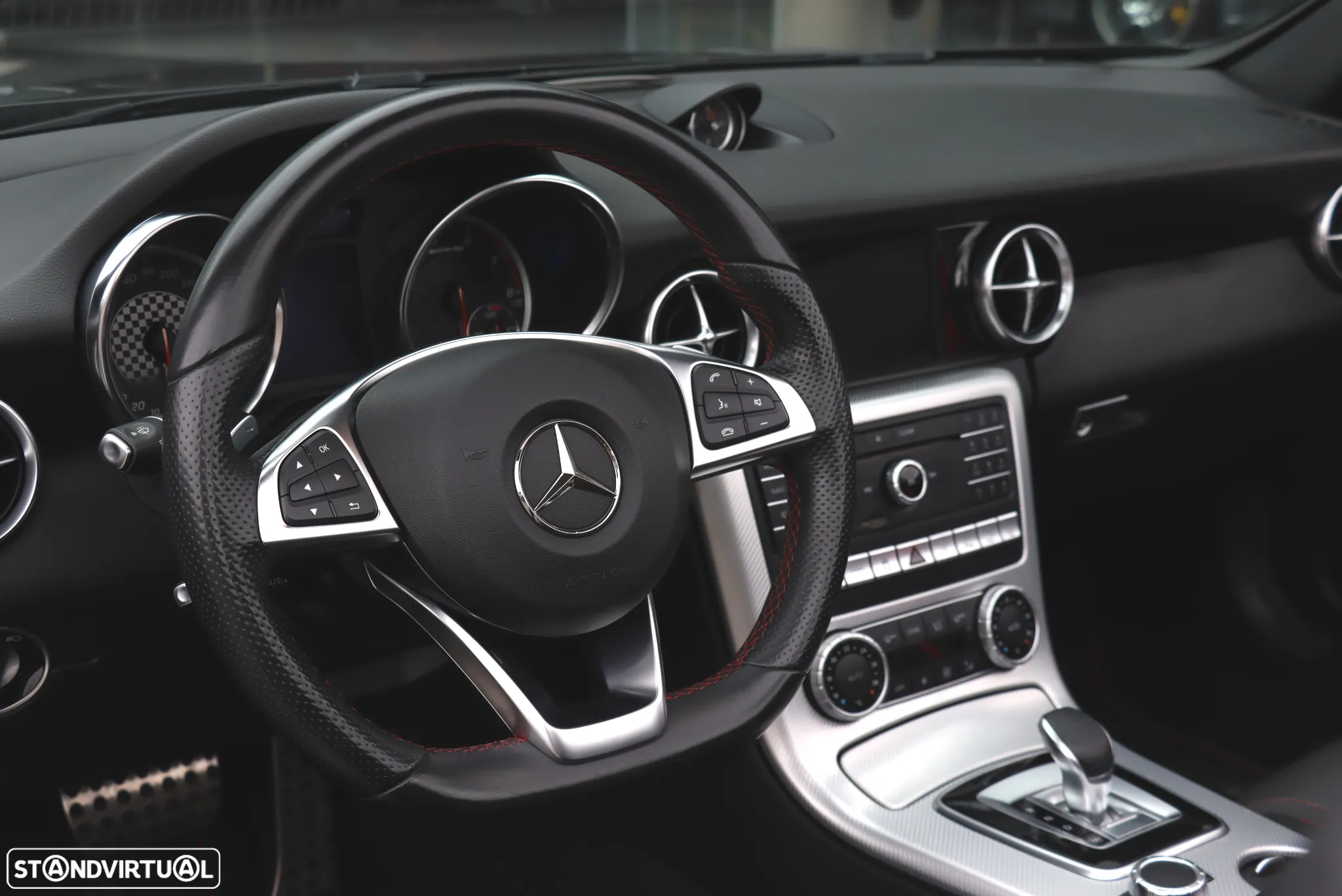 Mercedes-Benz SLC 43 AMG 9G-TRONIC - 27