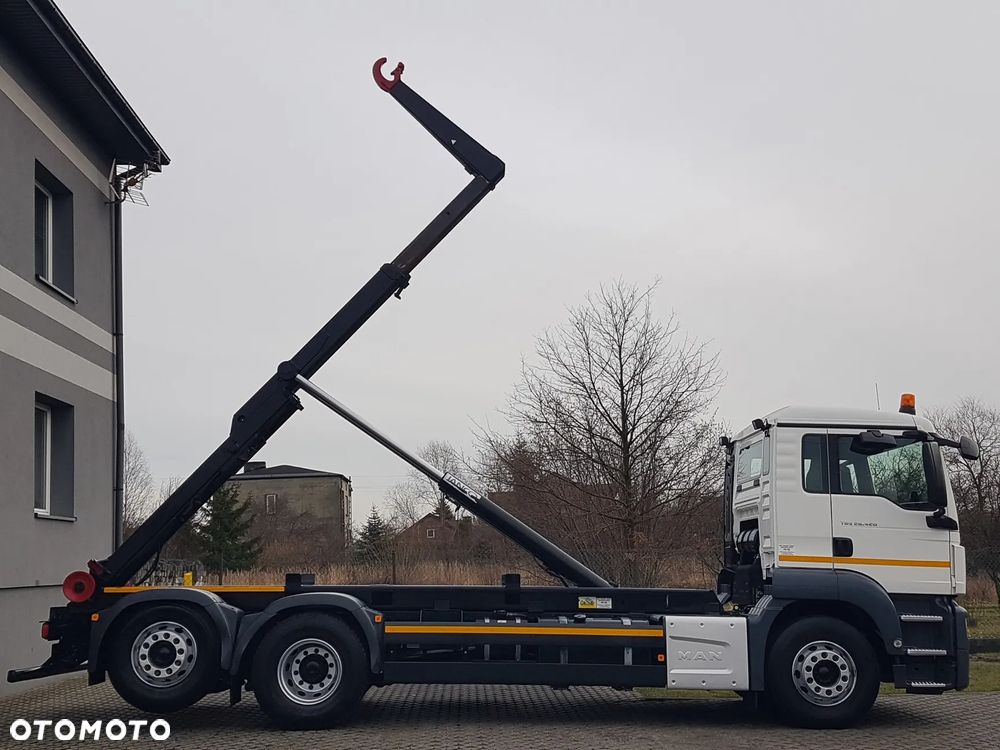 MAN TGS 26.420 E6 HAKOWIEC HS20 6x2 3-OSIE - 16
