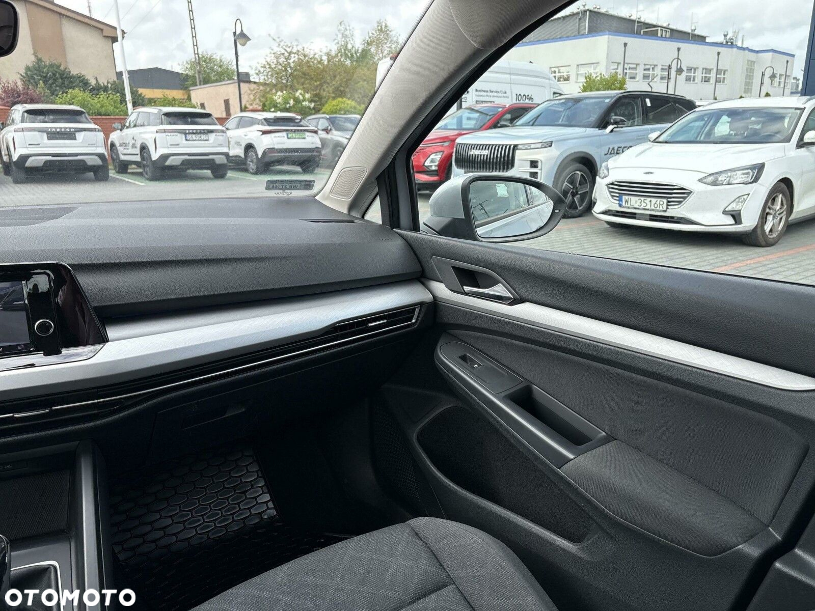 Volkswagen Golf VIII 1.5 TSI EVO Life - 14