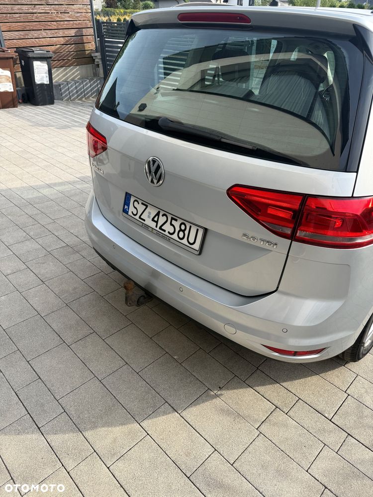 Volkswagen Touran 2.0 TDI BMT Highline - 15