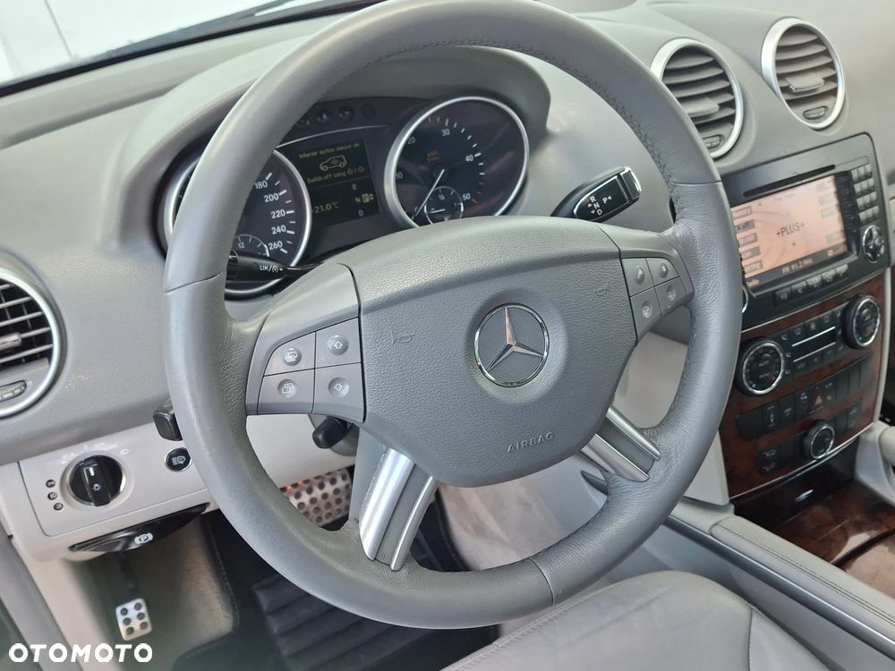 Mercedes-Benz ML 320 CDI 4Matic 7G-TRONIC - 27