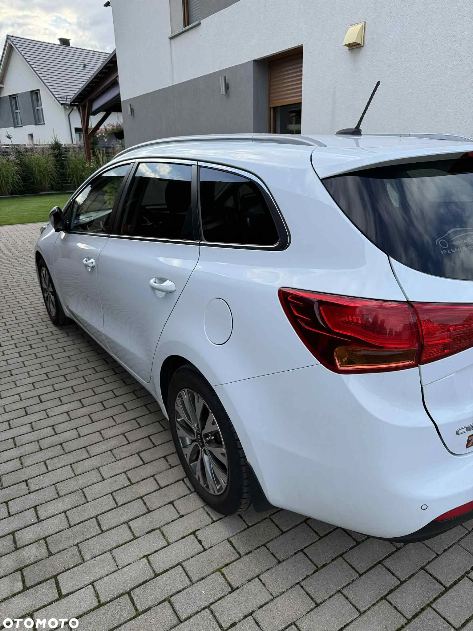 Kia Ceed Cee'd 1.6 GDI L - 2