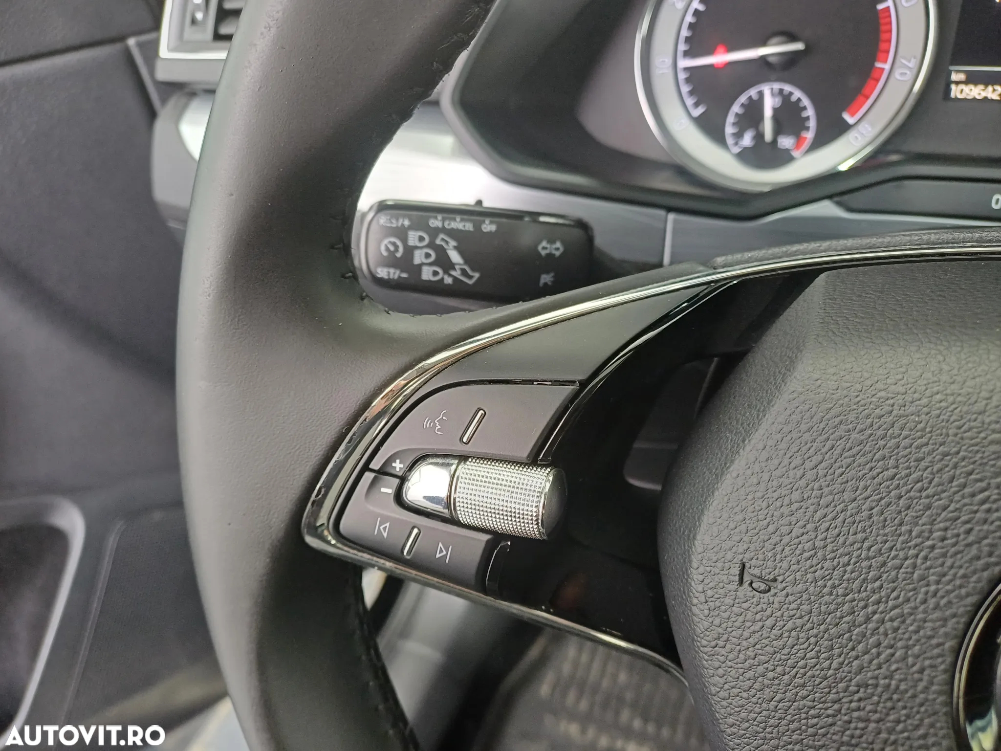 Skoda Superb 1.5 TSI DSG Ambition - 11