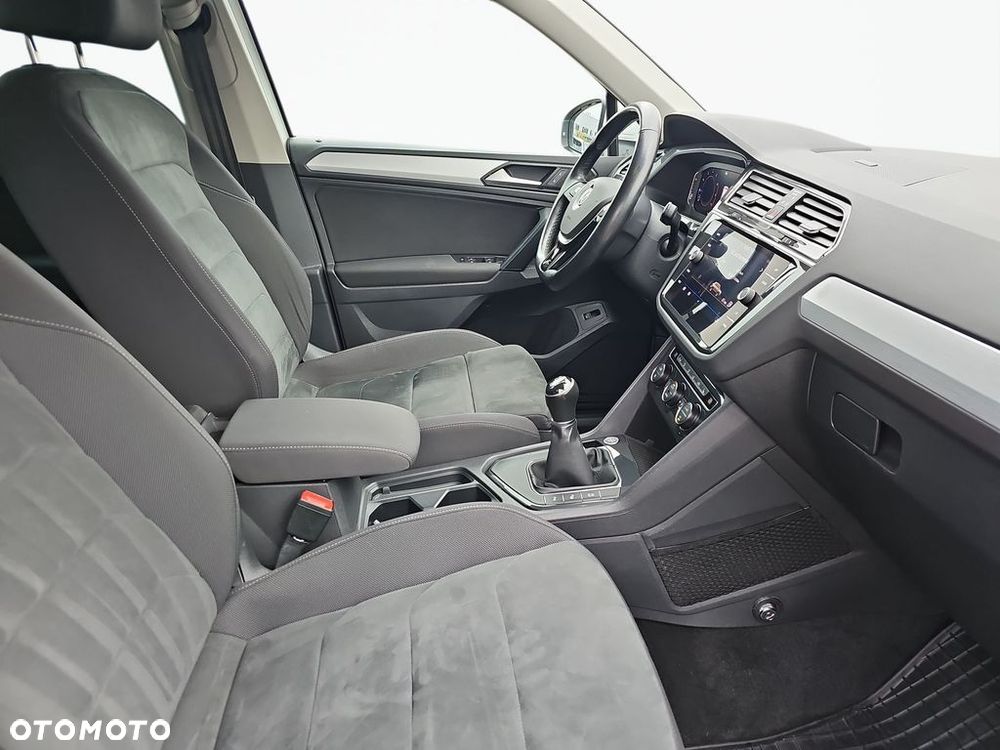 Volkswagen Tiguan 1.5 TSI EVO Comfortline - 10
