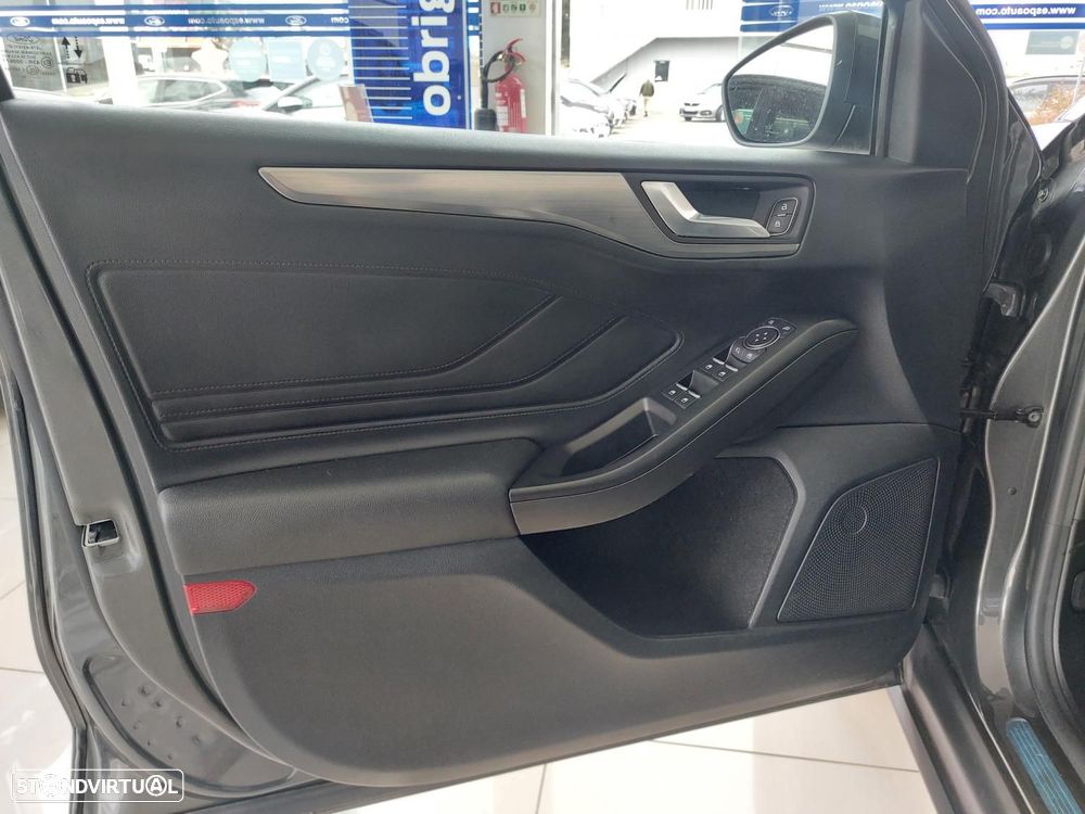 Ford Focus SW 1.5 TDCi EcoBlue Titanium - 13