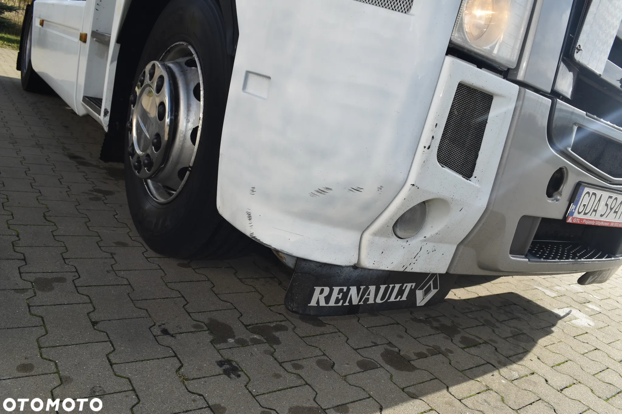 Renault Magnum 480 DXI - 13