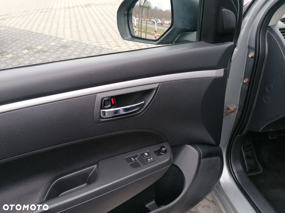 Suzuki Swift - 14