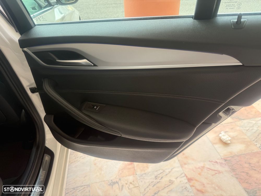 BMW 520 d Line Luxury Auto - 48