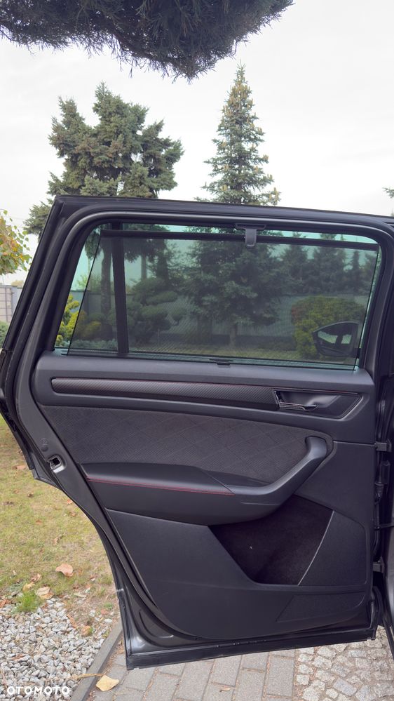 Skoda Kodiaq 2.0 TSI 4x4 DSG RS - 29