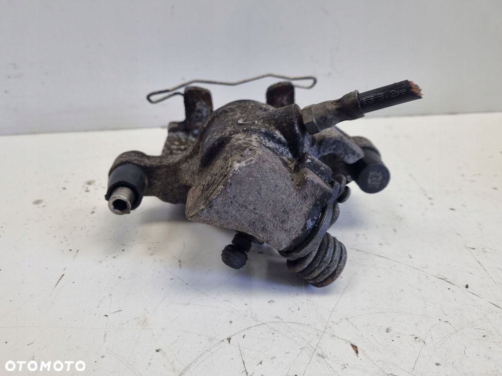 Volvo V40 II TYLNY ZACISK HAMULCOWY prawy tył Pasażera P.T 31341231 - 8