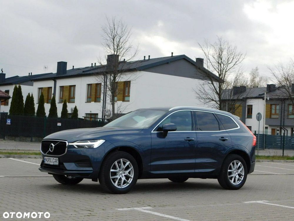 Volvo XC 60 D4 Momentum Pro - 33