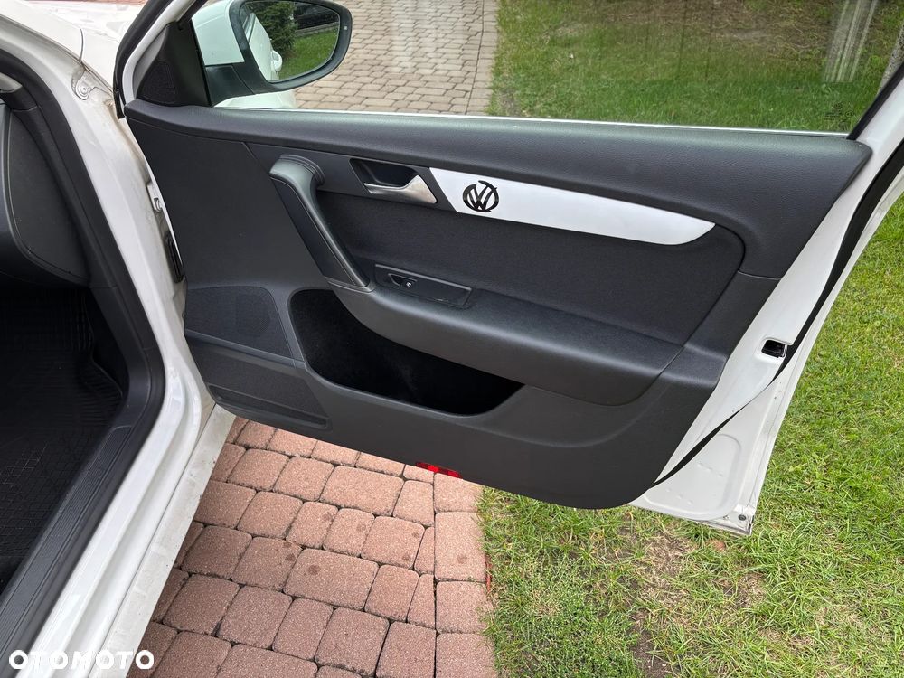 Volkswagen Passat Variant 2.0 TDI DPF Sportline - 24