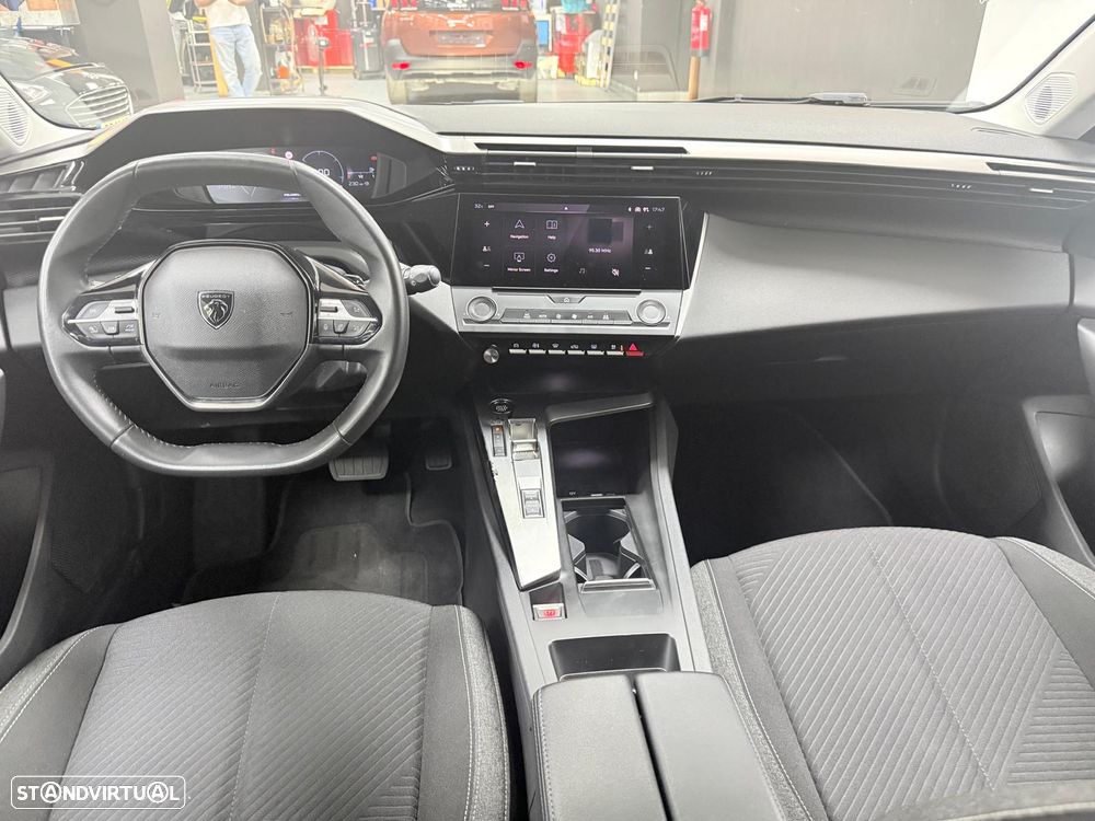Peugeot 308 - 10