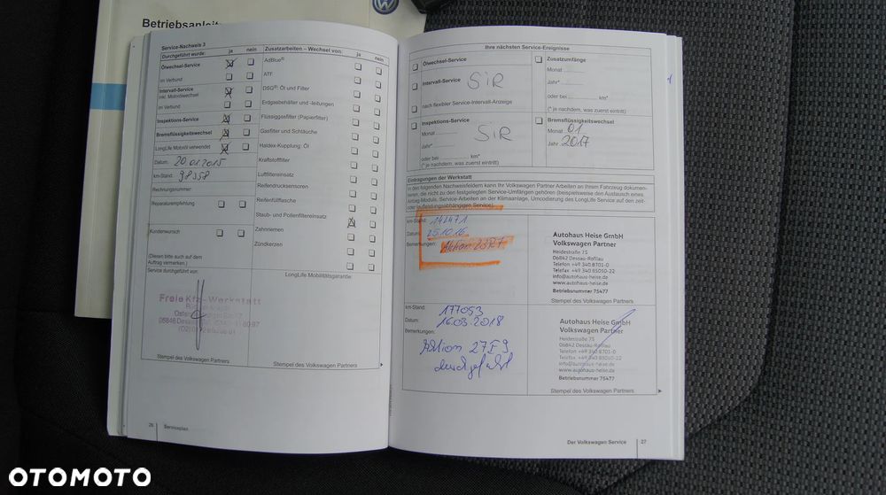 Volkswagen Passat Variant 2.0 TDI BlueMotion Technology Exclusive - 21