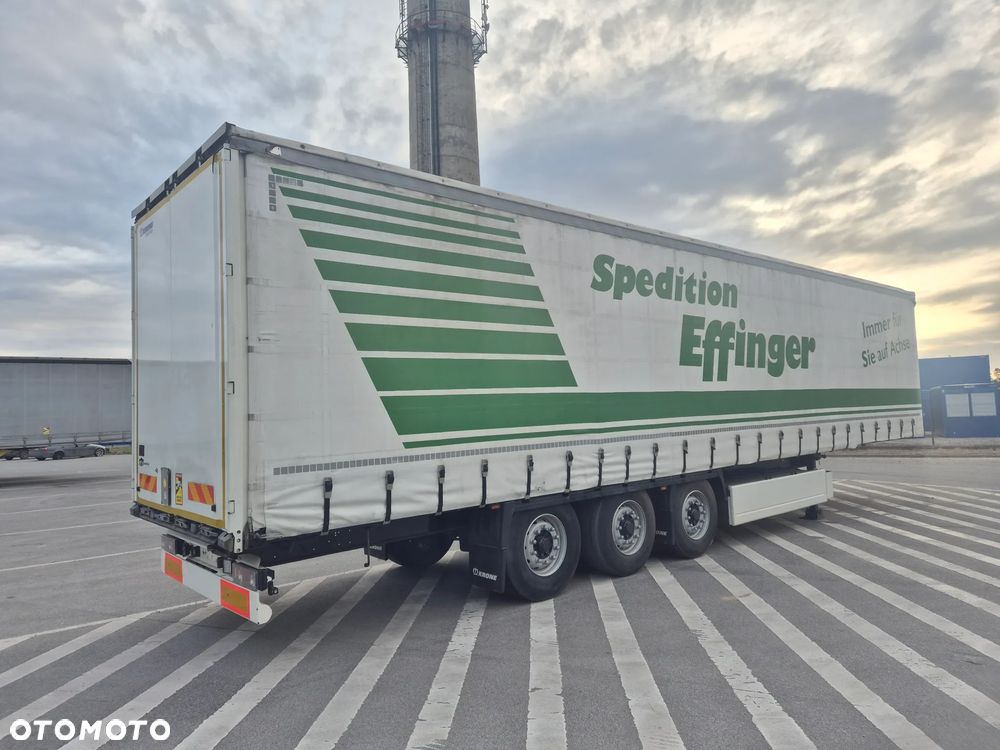 Krone BURTY podnoszona oś BEZ RDZY STANDARD / OPONY 70% / STAN BARDZO DOBRY / OD PIERWSZEGO WŁAŚCICIELA / PALECIARA / TOP / sprowadzona z Niemiec !! - 37