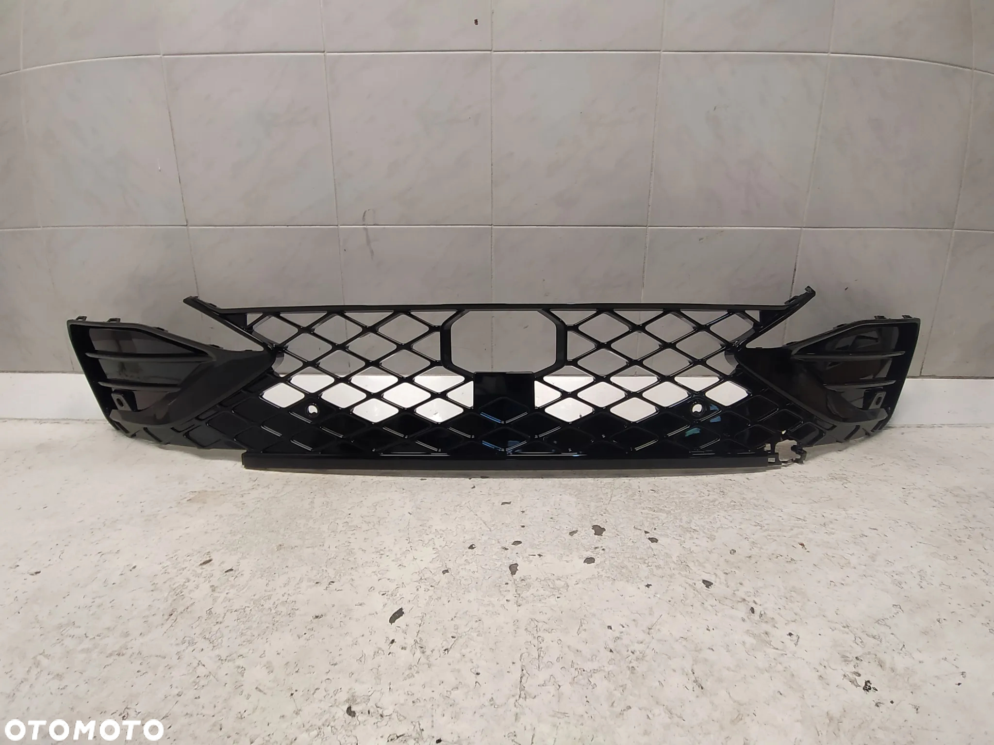 VW GOLF 8 VIII LIFT R-LINE KRATKA ZDERZAKA ATRAPA CHŁODNICY GRILL 4XPDC ORYGINAŁ - 2