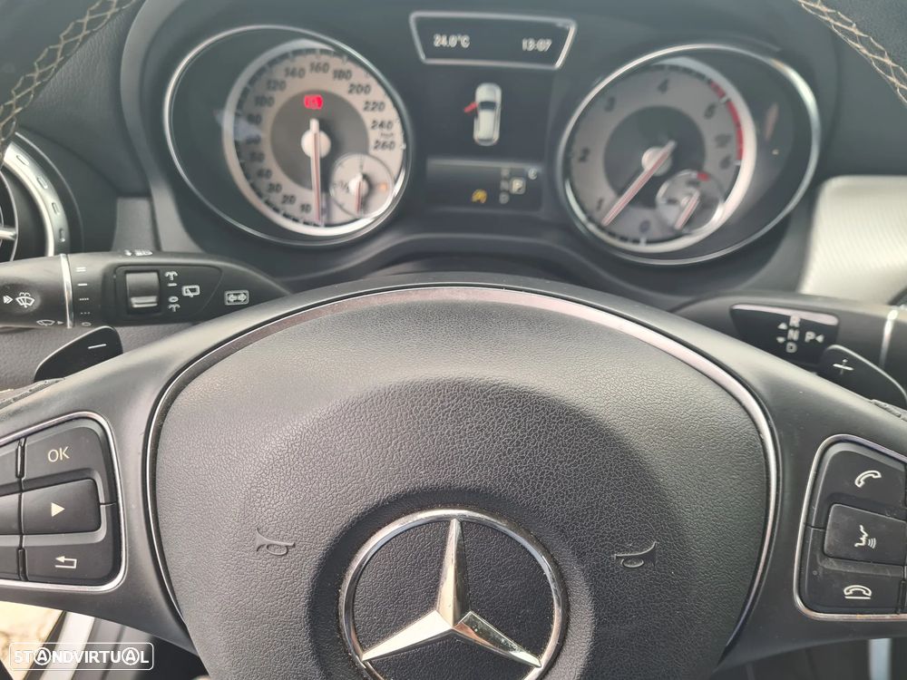 Mercedes-Benz GLA 200 CDi Urban Aut. - 19