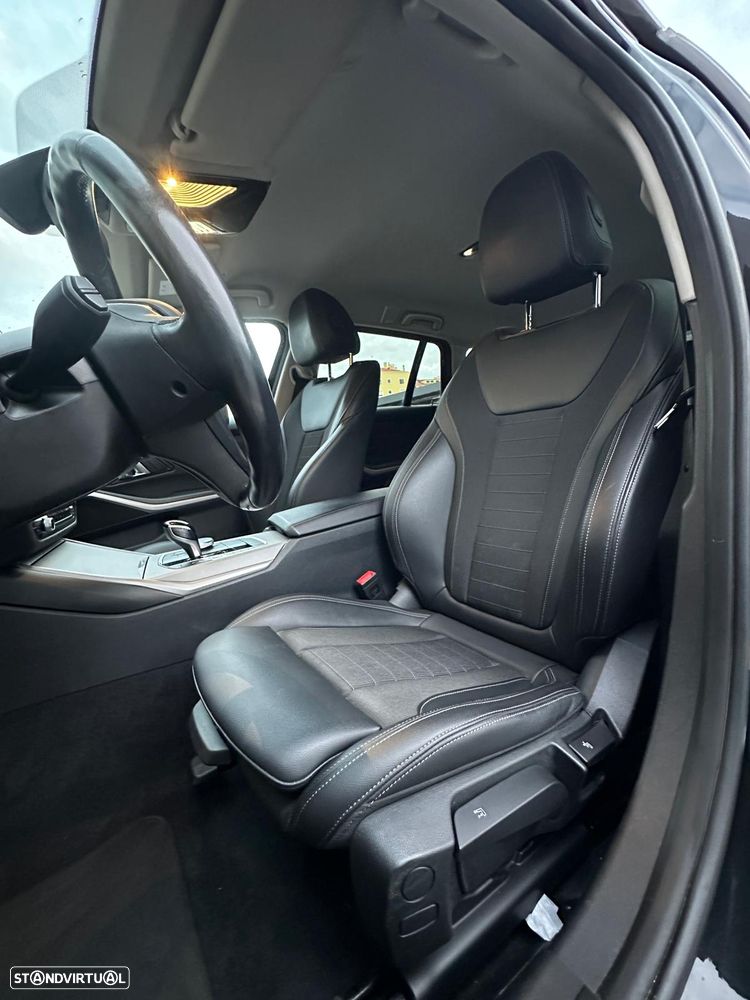 BMW 330 e Touring Corporate Edition Auto - 14