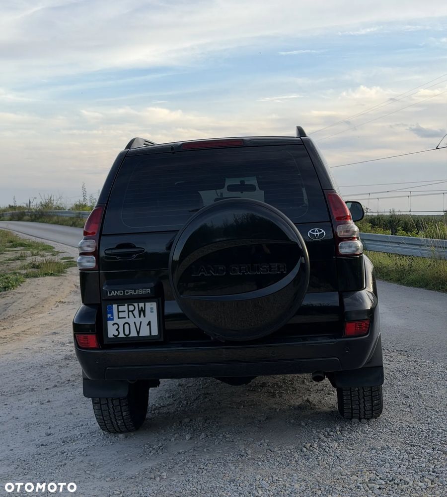 Toyota Land Cruiser - 8
