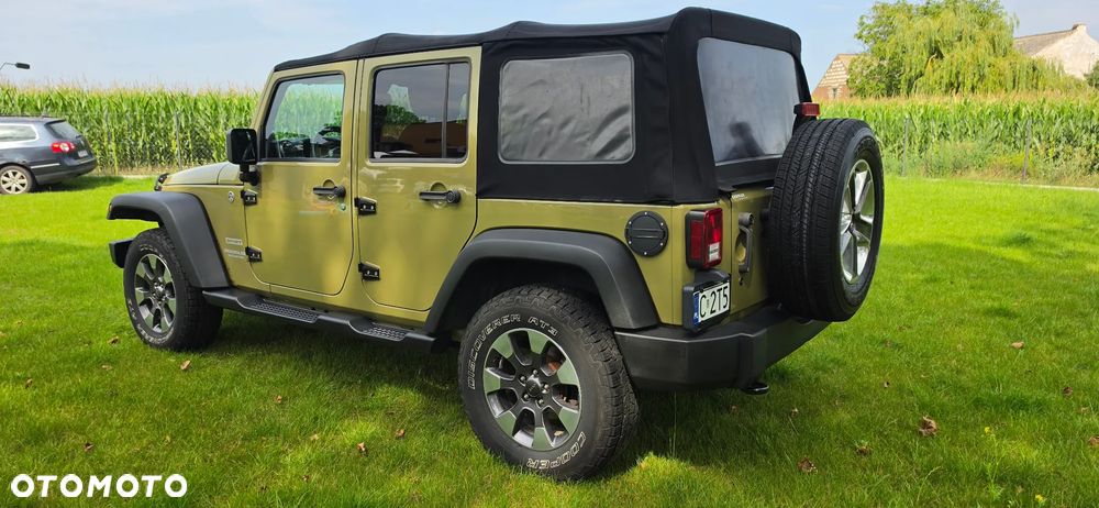 Jeep Wrangler - 4