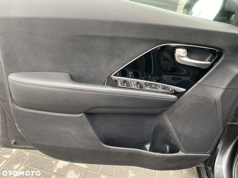 Kia Niro 1.6 GDI Hybrid L - 18