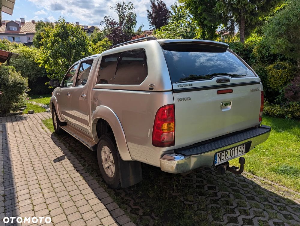 Toyota Hilux 2.5 D-4D SR5 - 7
