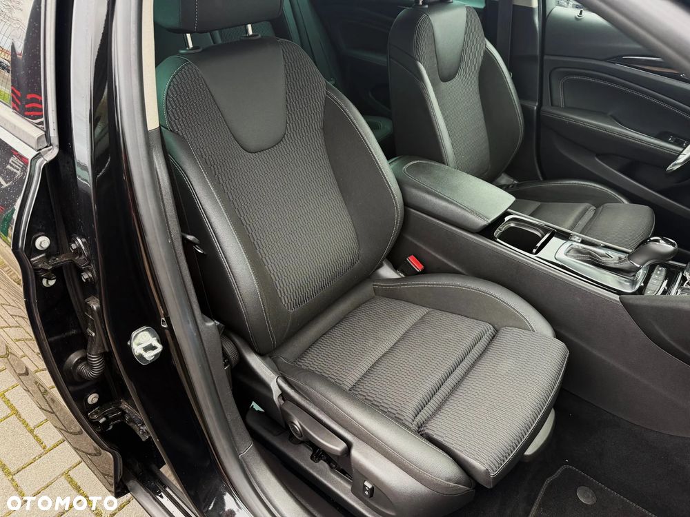 Opel Insignia Sports Tourer 2.0 Direct Inj Trb 4x4 Ultimate Exclusive - 14