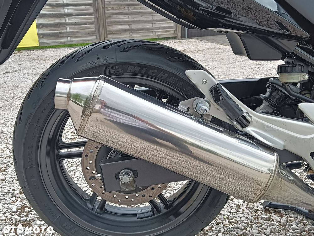 Honda CBF - 27