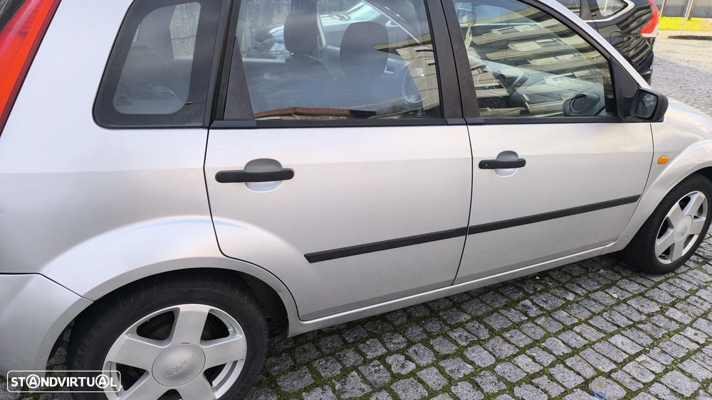 Ford Fiesta - 3