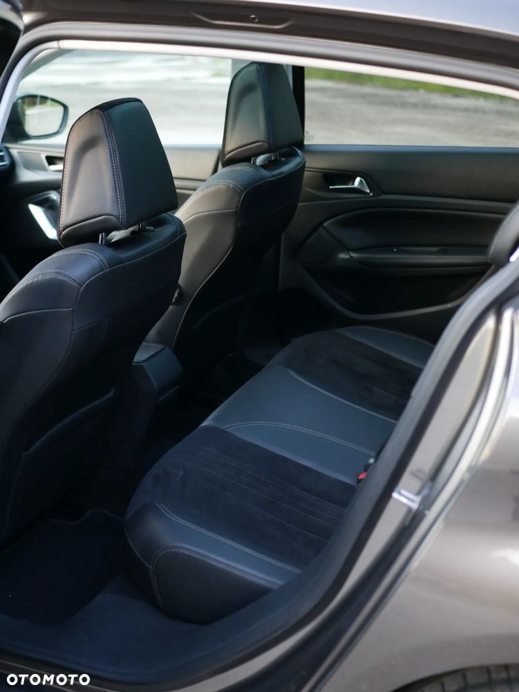 Peugeot 308 1.6 e-HDi Allure S&S - 20