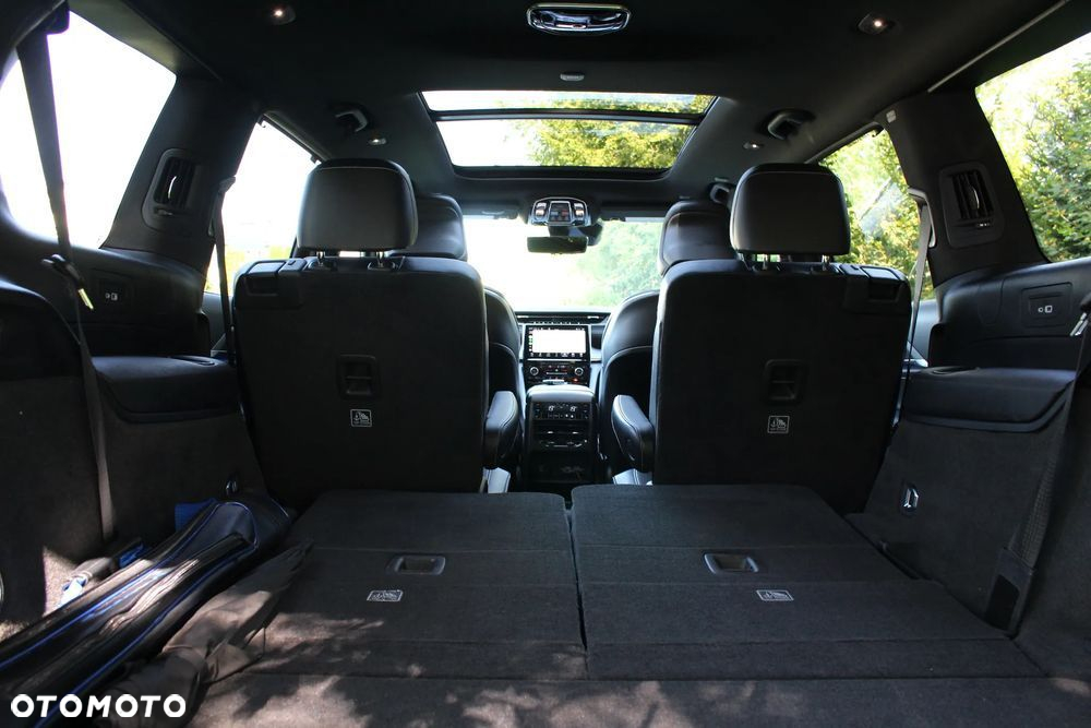 Jeep Grand Cherokee 5.7 V8 Overland - 28