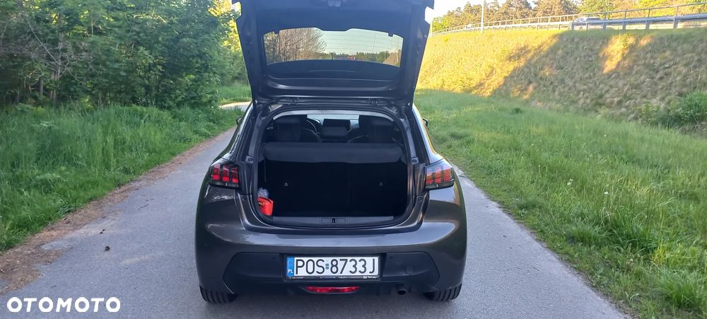 Peugeot 208 1.2 T Allure S&S - 11