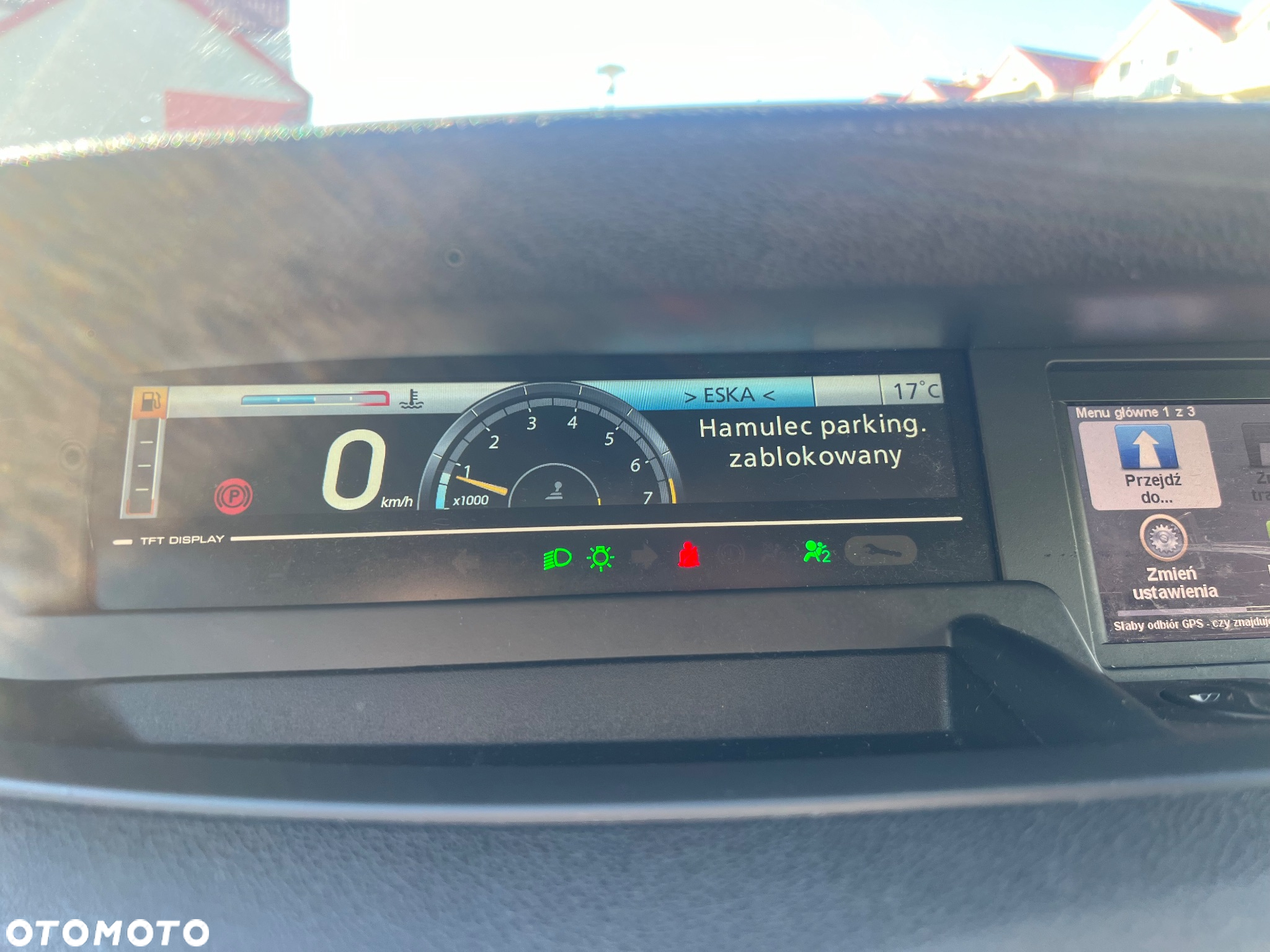 Renault Grand Scenic - 11