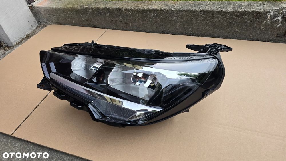 Opel Corsa F 19-23 Lampa Przód Lewa Zwykła H7 H15 Europa Oryginał Nieklejona - 3