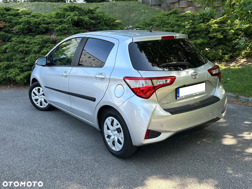 Toyota Yaris 1.5 Premium - 6