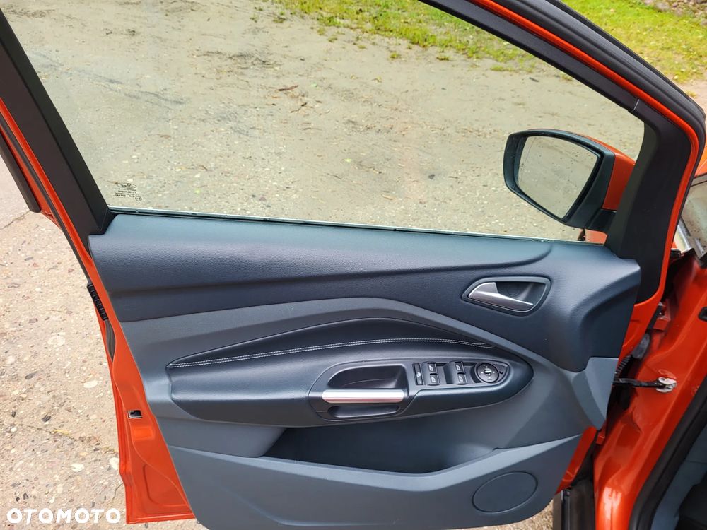 Ford C-MAX 2.0 TDCi Titanium - 16