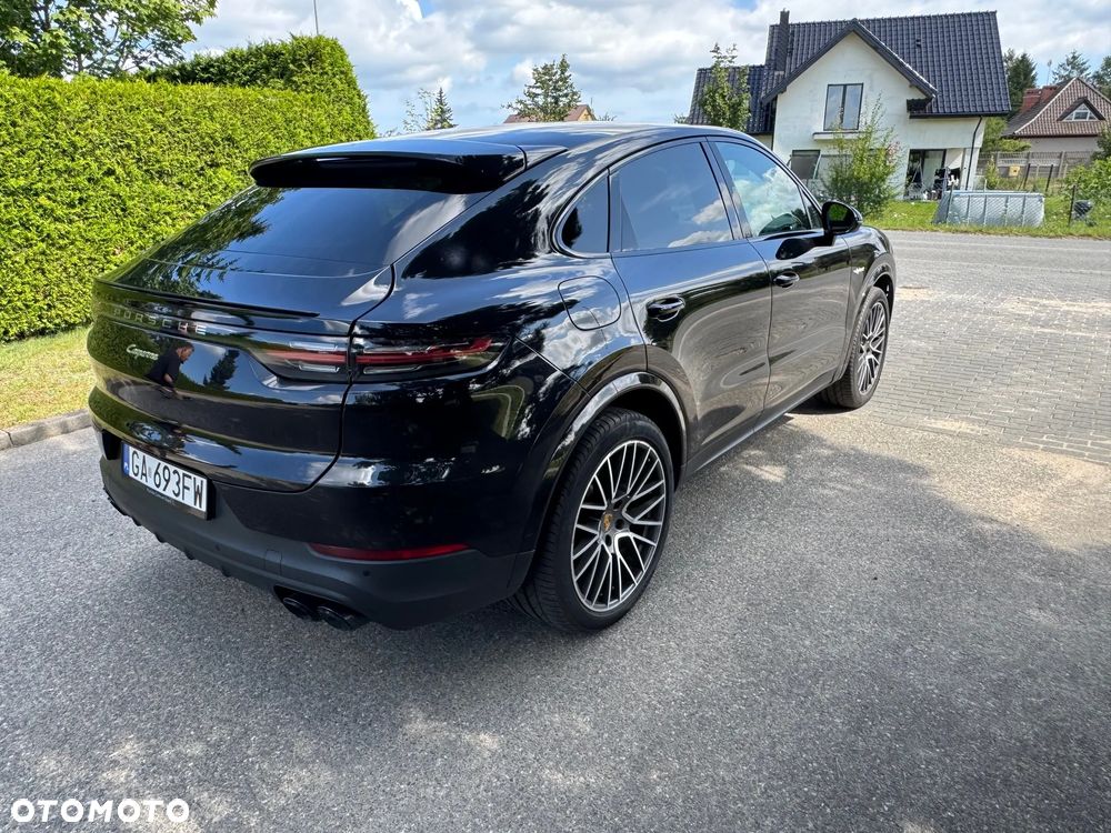 Porsche Cayenne - 4
