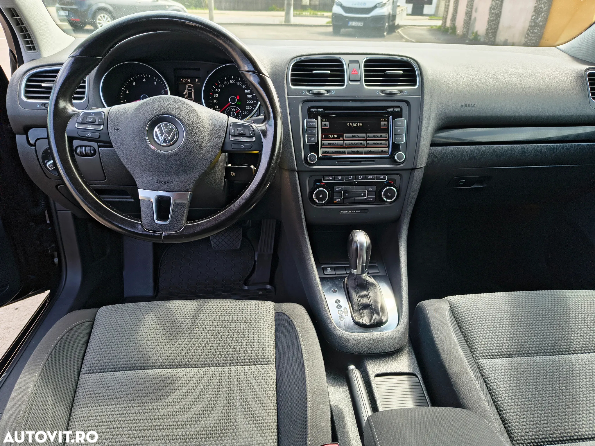 Volkswagen Golf 1.4 TSI Comfortline DSG - 4