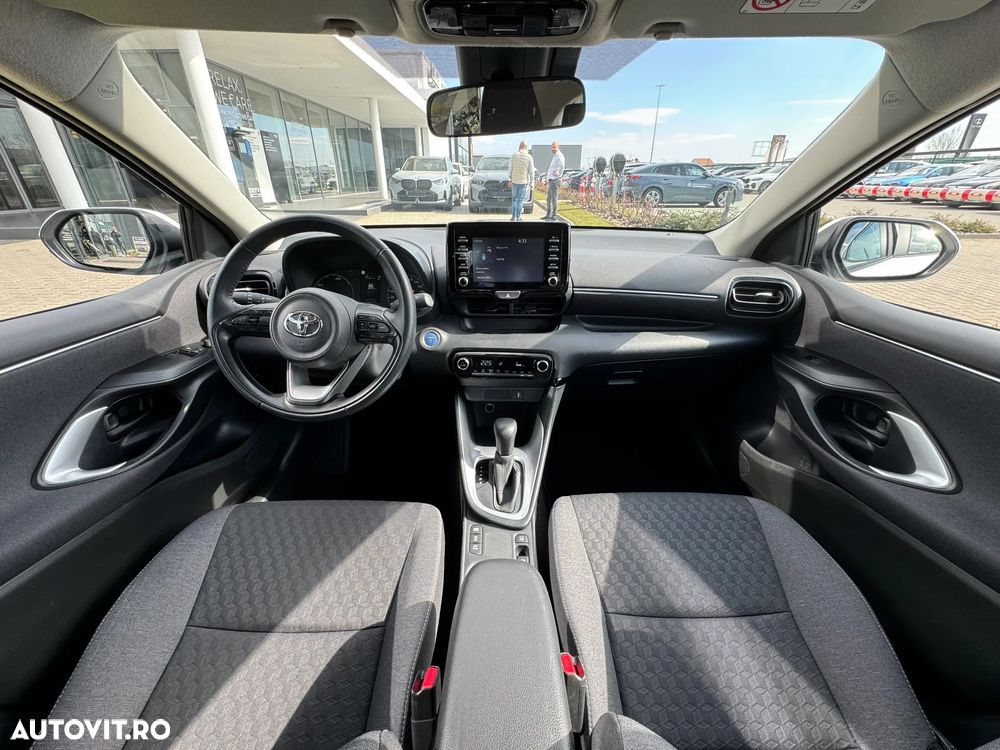 Toyota Yaris 1.5 VVT-i HSD Exclusive Style - 23