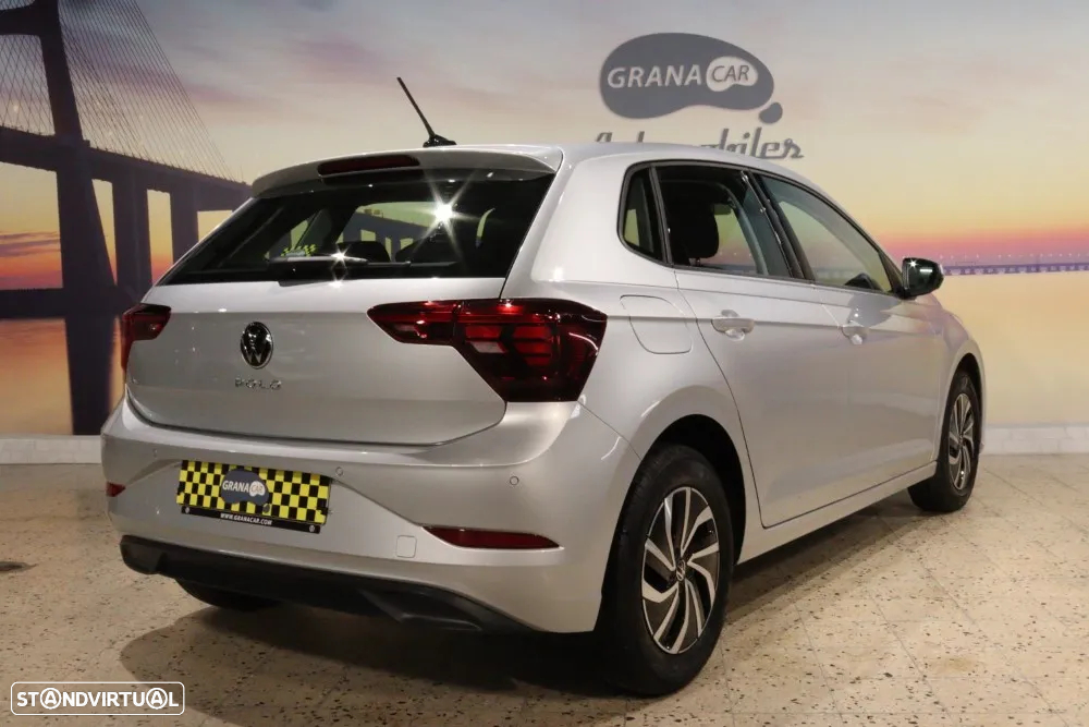 VW Polo 1.0 TSI Confortline DSG - 7