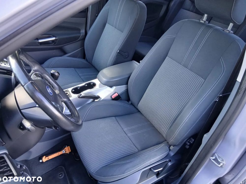 Ford Grand C-MAX 1.6 TDCi Titanium - 19