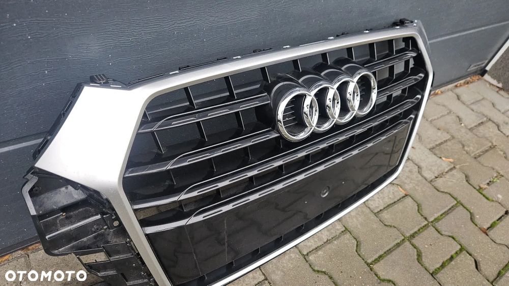ABSOLUTNIE NOWY GRILL ATRAPA CHŁODNICY AUDI Q3 8U LIFT 8U0853653M 8U0853653N 8U0853653P - 8